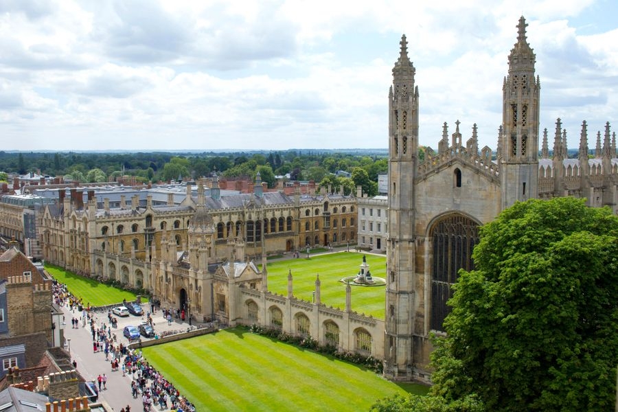 超過45年之英國教育諮詢服務經驗